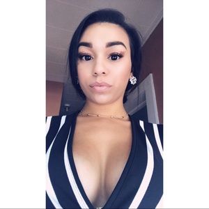 Meet your Posher, Candice